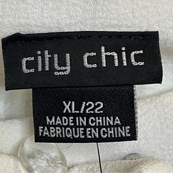 CITY CHIC Trendy Plus Size Magnetic Pants White Size XL/22 - Picture 5 of 7